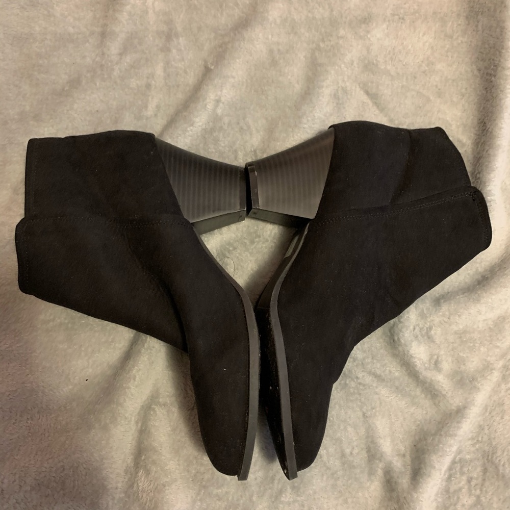 Black suede like boots - Picture 3 of 5